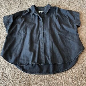 Madewell Boxy Short Sleeve Button-Up Shirt in Washed Black